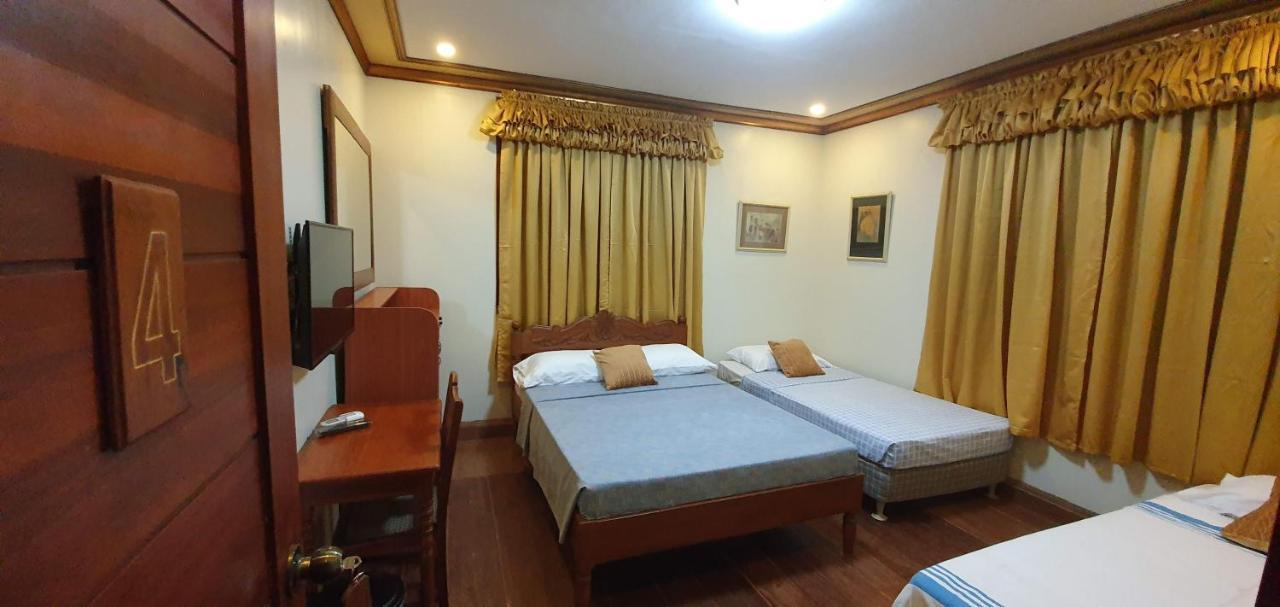 Отель Casa Familya Batac Экстерьер фото
