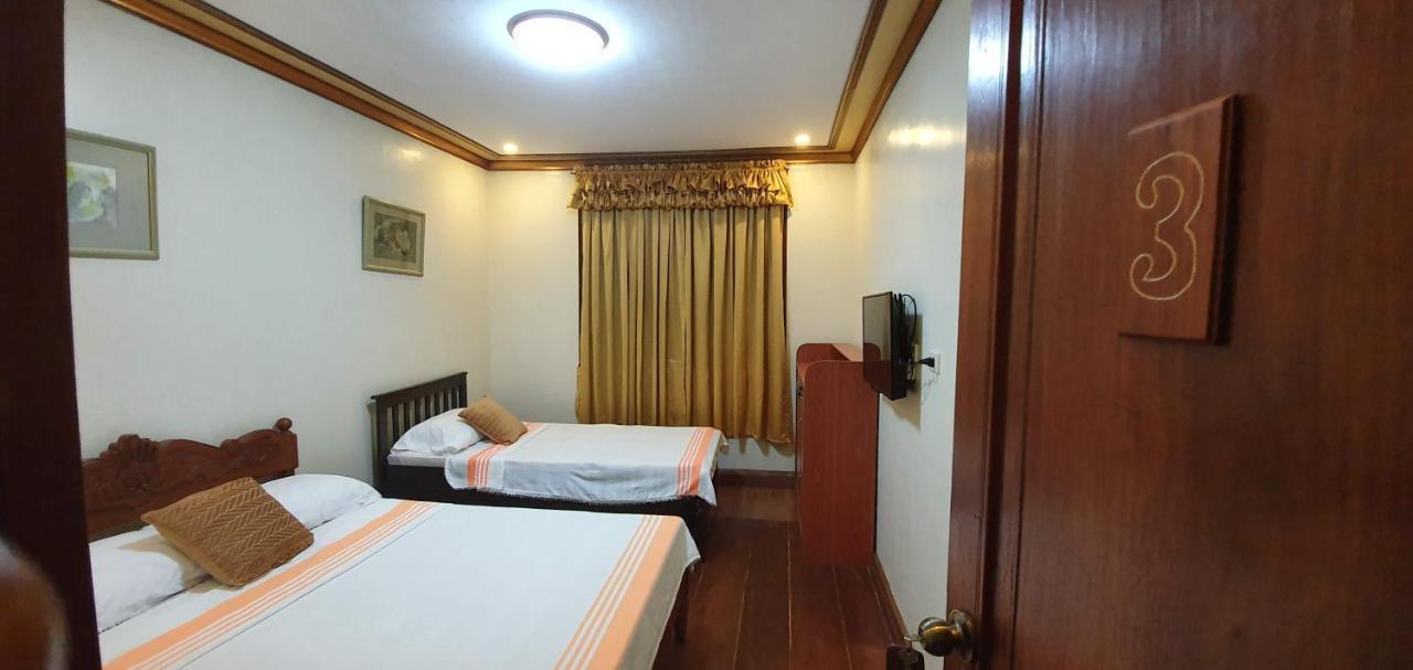 Отель Casa Familya Batac Экстерьер фото